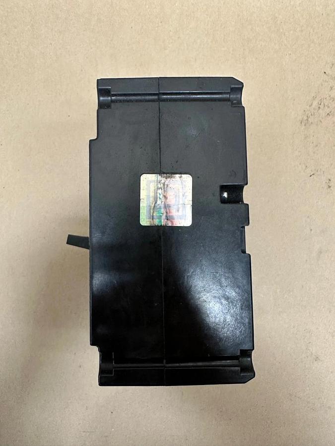 Used Square D FC34100, 100A Circuit Breaker
