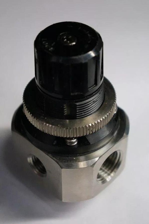 Used SMC SR4111 NSR4111 Stainless Steel Regulator