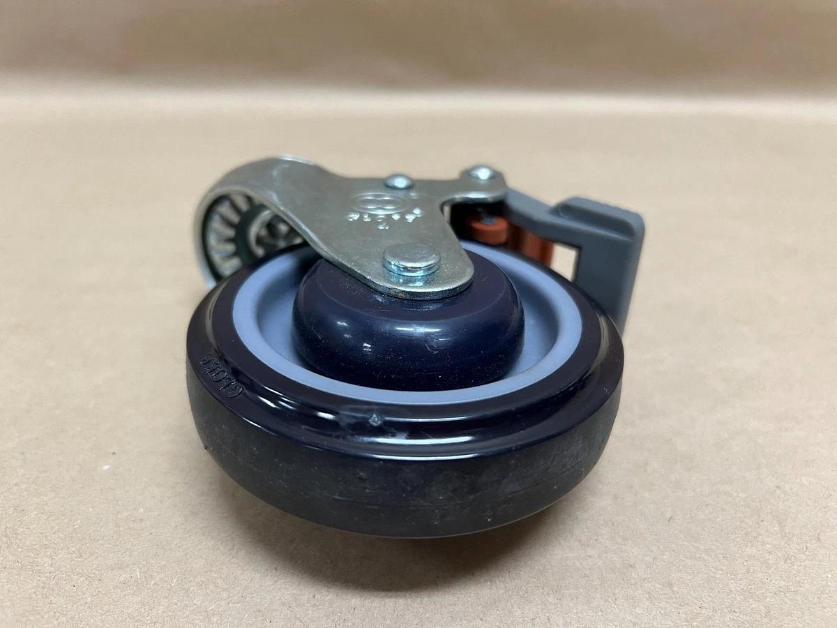 Used Globe 4" Threaded Stem Swivel Caster Wheel w/ Top-Lock Brake - Lot of 4