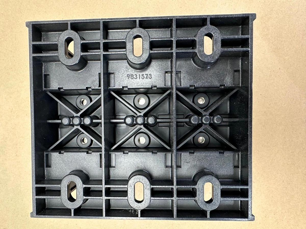 Marathon 1343580 Power Distribution Block *NEW*