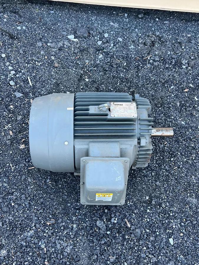 Used Toshiba 0254FTSA21A-P Hi Efficiency Motor Epact-CT 230/460V 18.5kw 25HP 1760RPM