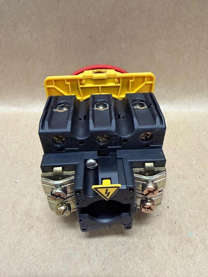 Used Siemens 3LD15 04-0TB53 Industrial Main Switch