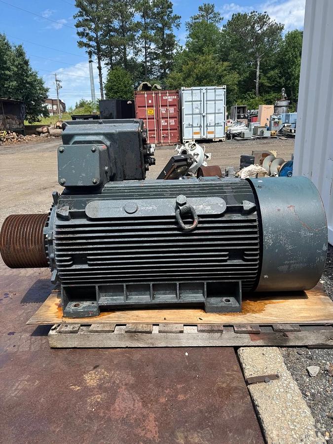 Used Schorch KA2355X-BX01Z-Z Electric Motor, 400 kw @ 1788 RPM, 705A, 460V, 3 Phase