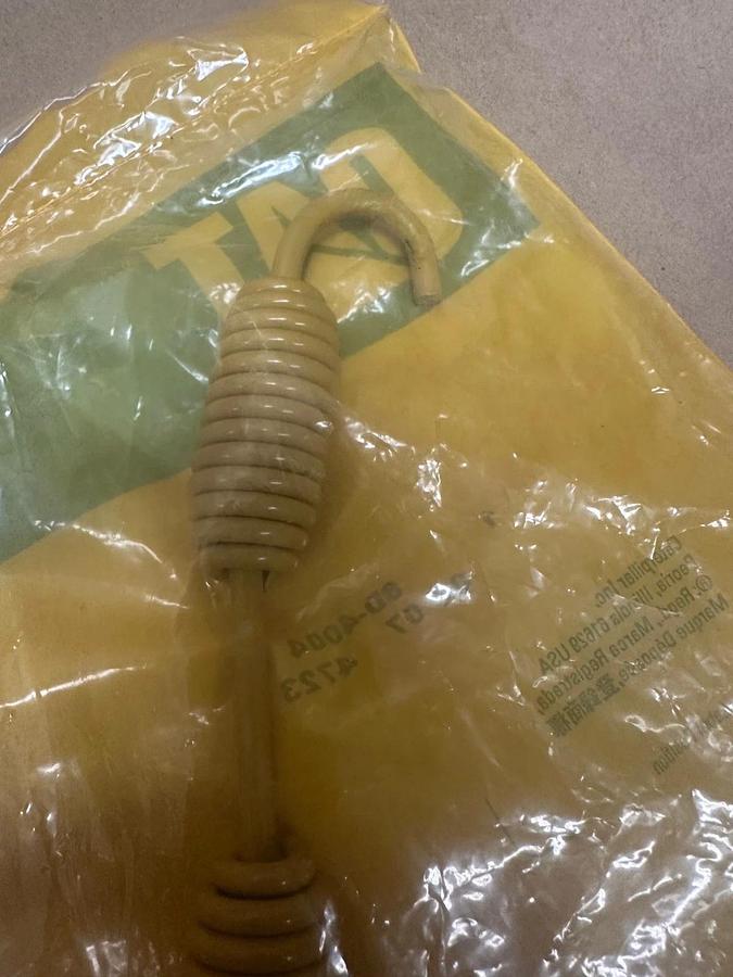 Used CAT 8D-4004, 246.38mm Free Length Compression Spring *FACTORY SEALED*