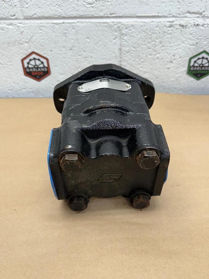 Used Parker 324-9110-119 Hydraulic Motor