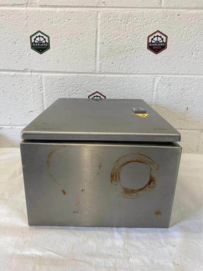 Used Rittal AE 1005 Stainless Steel Enclosure With Key, 15" x 11-3/4" x 8.5"