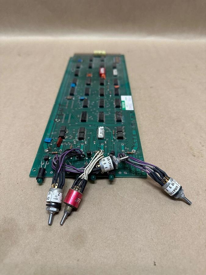 Used 171-092501 REV 04 Circuit Board