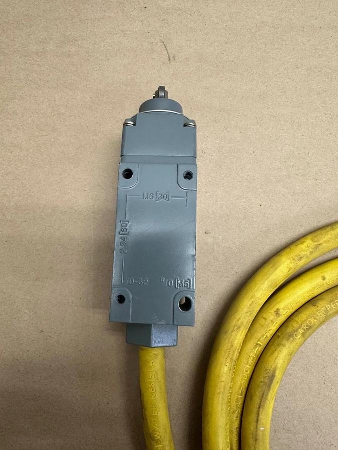 Used Cutler-Hammer E50SA6P Limit Switch