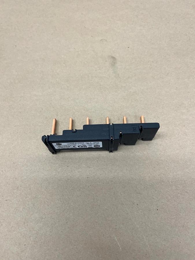 Used Allen Bradley 140M-F-W542 Series A Compact BusBar 2x54mm