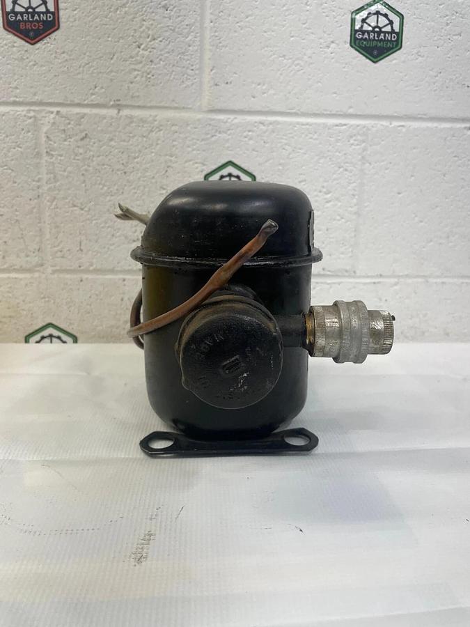 Used Tecumseh AE150AT-210 Refrigeration Compressor