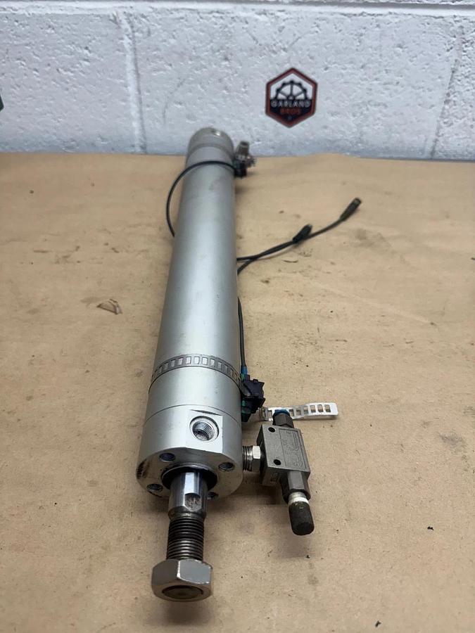 Used SMC CDG10A50-350 Air Cylinder