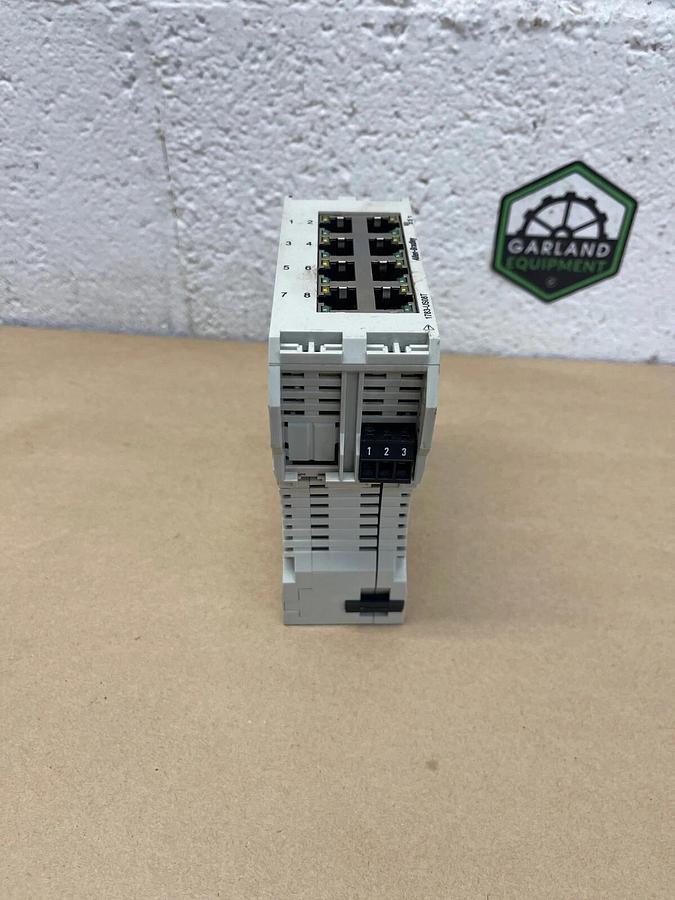 Used Allen-Bradley 1783-US08T Unmanaged Ethernet Switch, Ser A, Statix2000, 50/60Hz