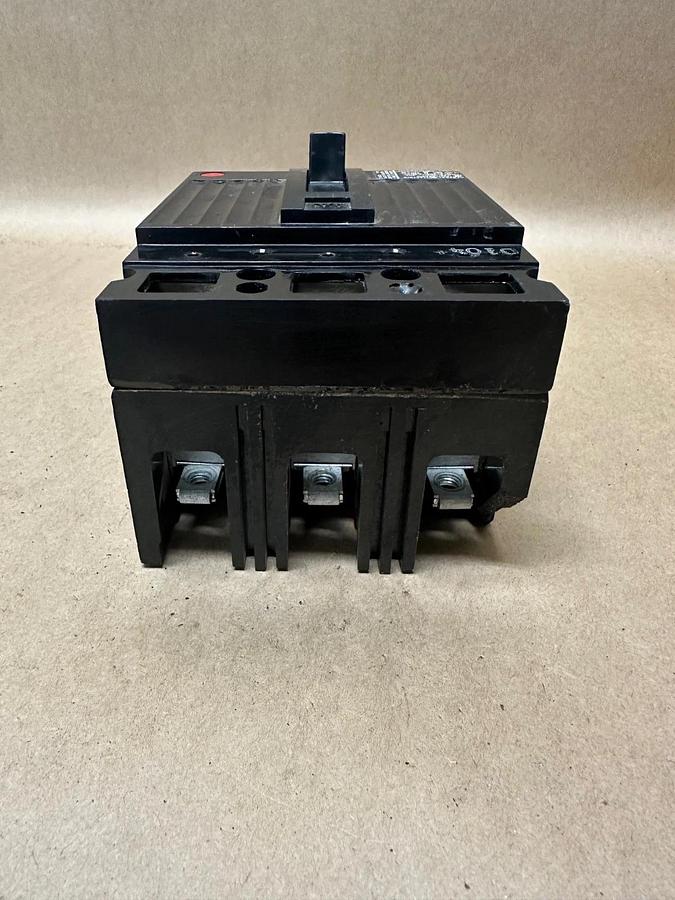 Used General Electric TED134050 50A 3 Pole Circuit Breaker