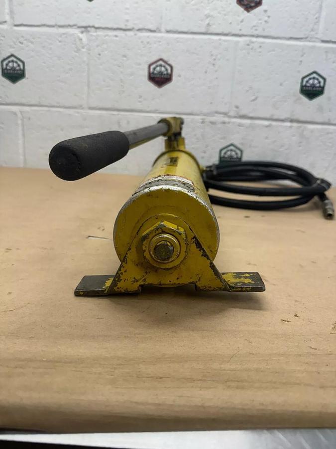 Used Enerpac P80 Hydraulic Hand Pump w/ Jack Fitting