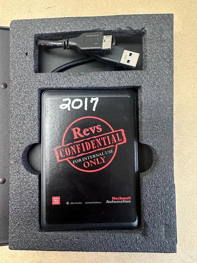 Used Rockwell Automation 9398-TKIT3C Toolkit 2017 1TB