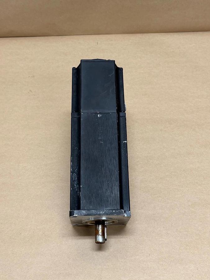 Used Rexroth MHD041B-144-NP0-UN 3-Phase Servo Motor