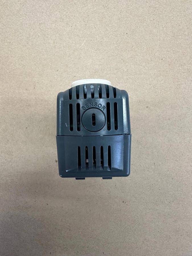 Used SCE SCE-TEMEVDC Electronic Thermostat *NEW*