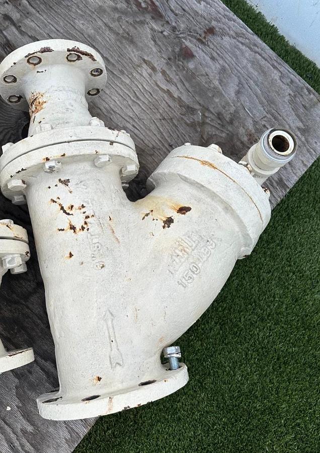 Used Keckley 150Lbs, 6” Style A, Y Valves