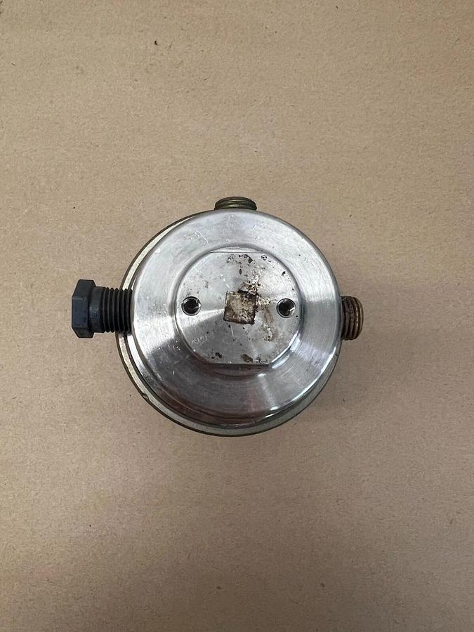 Used Advanced Specialty Gas Equipment SG383075 Regulator