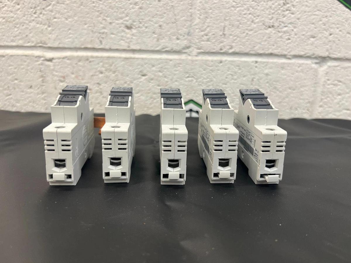 Used Allen Bradley 1492-FB1C30-L 30A 600V Fuse Holder - Lot of 5