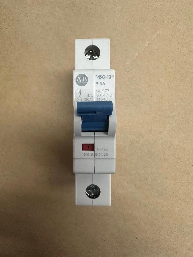 Used Allen Bradley 1492-SPM1B030 Ser D Miniature Circuit Breaker *NEW*