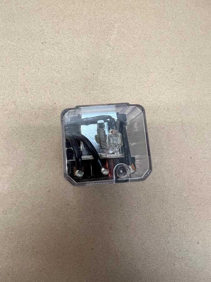 Used Omron MJN3CN-AC120 Relay - Lot of 2