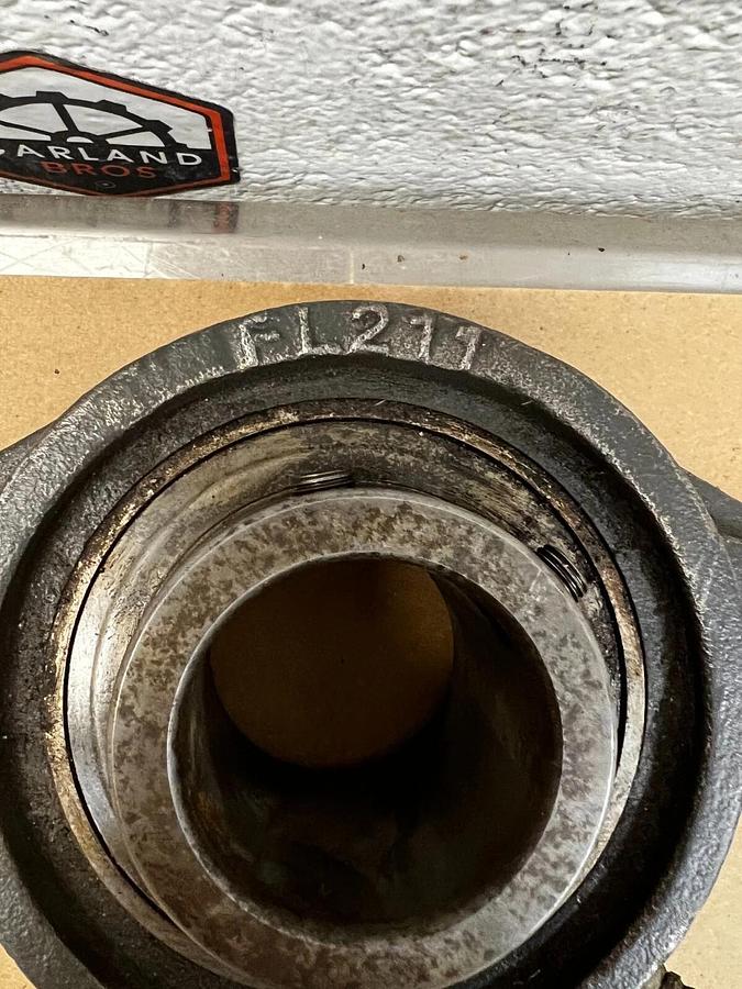 Used IPTCI FL211 Set Screw Bearing