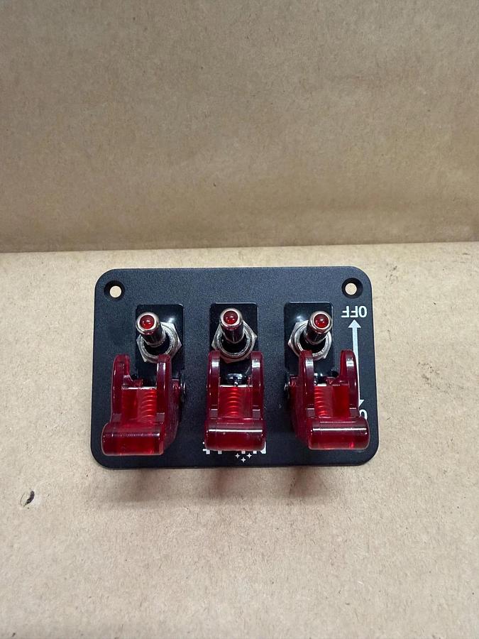 Nilight 3 Gang Toggle Switch *NEW*