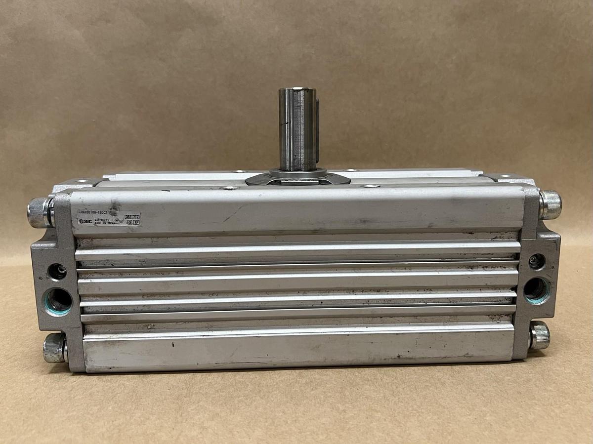 Used SMC CRA1BS100-180CZ Pneumatic Rotary Actuator