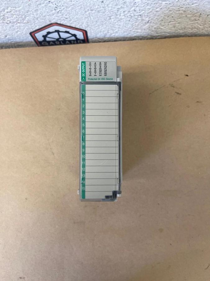 Used Allen-Bradley 1769-OB16P Compact I/O, Series B, 24 VDC, 16 PT