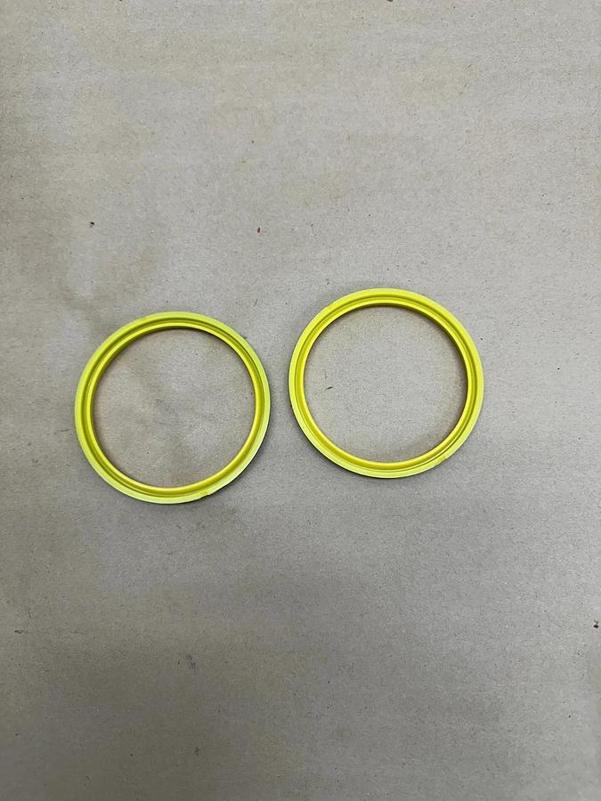 Used CAT 7K-9210 82.55mm Shaft Diameter Rubber Lip Seal - Lot of 2 *NEW*