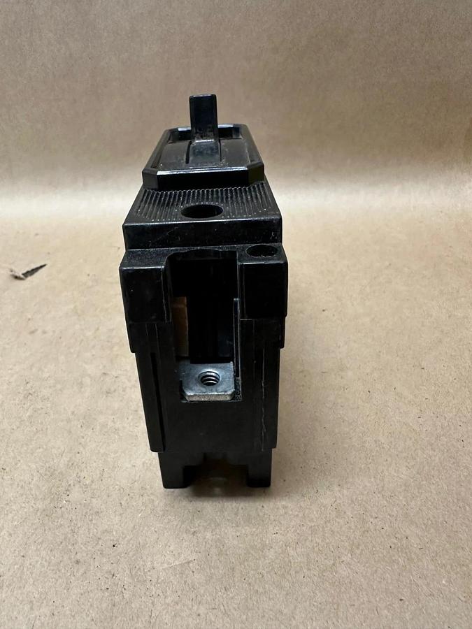 Used ITE EE1-H020 20A 1 Pole Circuit Breaker