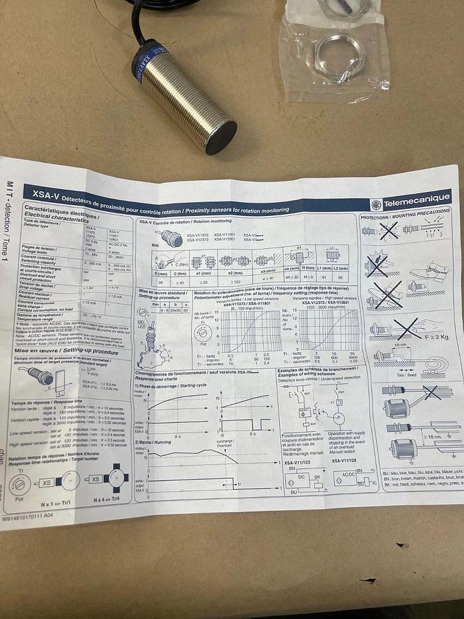 Used Telemecanique XSAV 12801L10 Inductive Proximity Switch