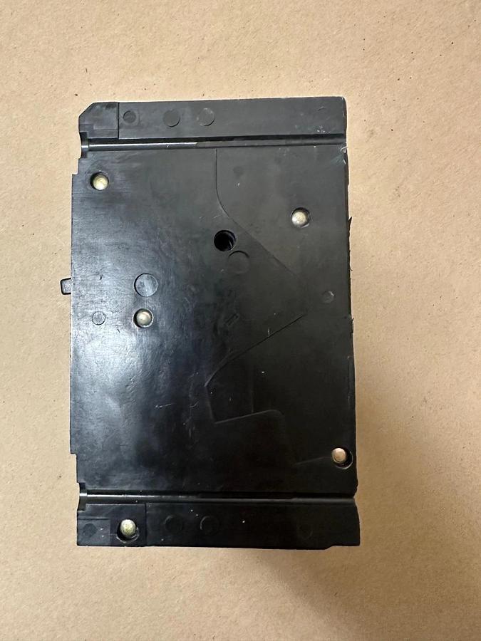 Used Siemens ED63A025 25A 3 Pole Circuit Breaker