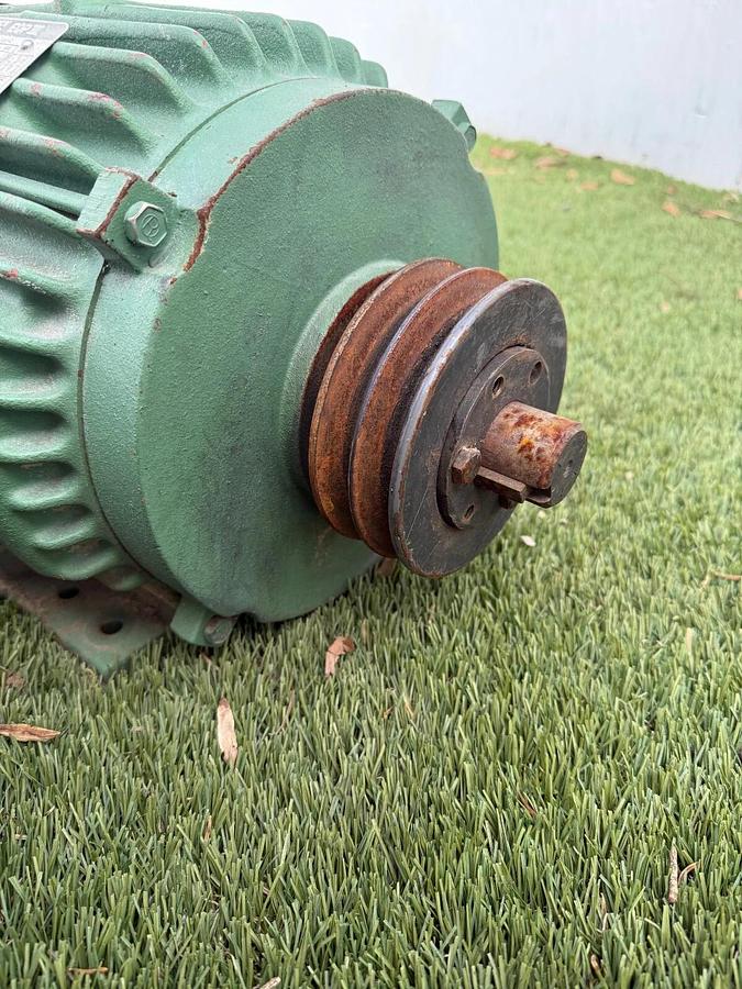 Used Toshiba BY754FLF2USH Premium Efficiency 3-Phase Induction Motor, EQP III, 7.5 HP