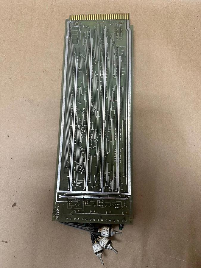 Used 171-09250 REV 02 Circuit Board