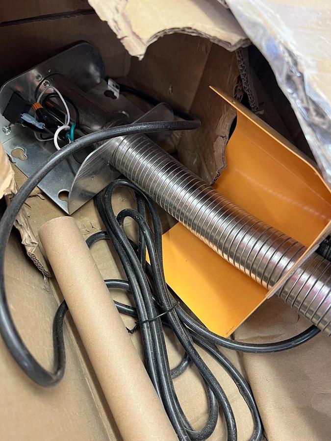 Used Global Industrial 501301 Gooseneck Dock Light Stainless Steel Arm