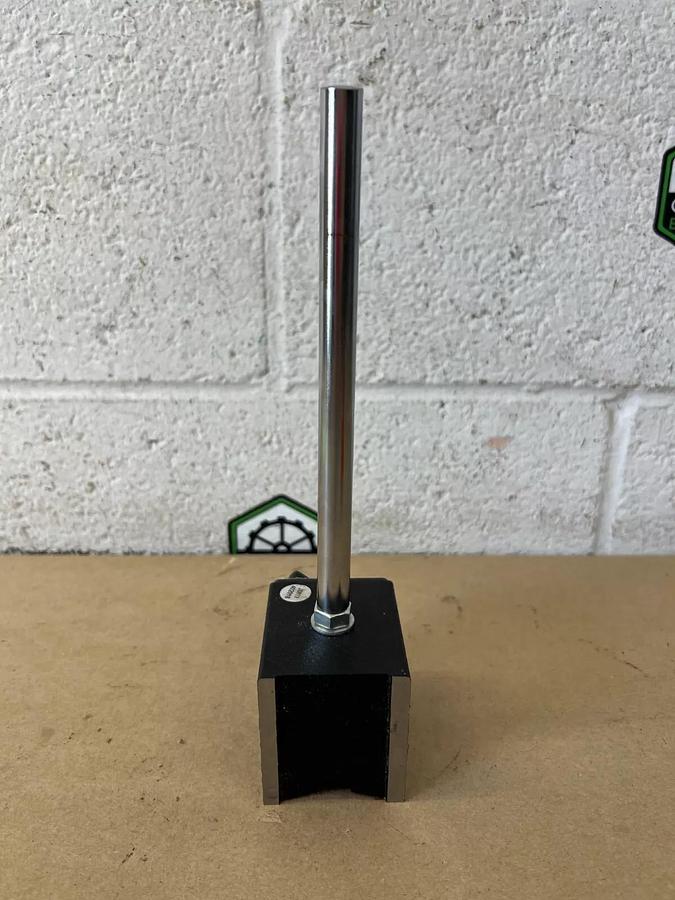 Used Pittsburgh 63663 Magnetic Base w/ Fine Adjustment, 45 lb.