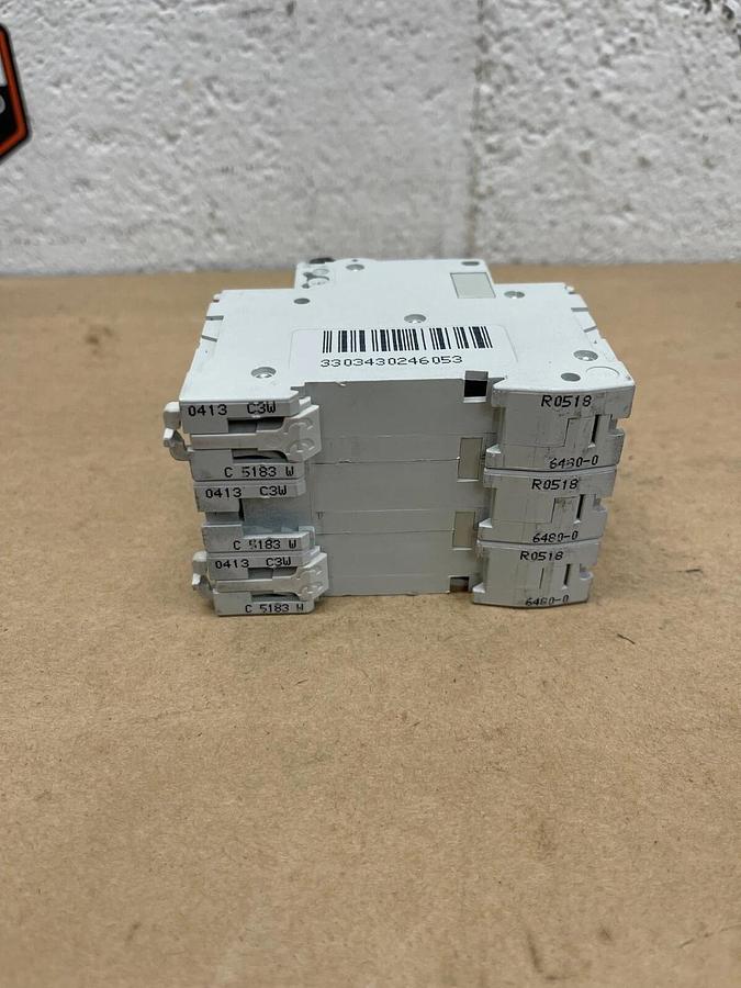 Used Merlin Gerin 24605 Curcuit Breaker, Multi9 C60N D 32A, 415V, 50/60 Hz, 3-Pole