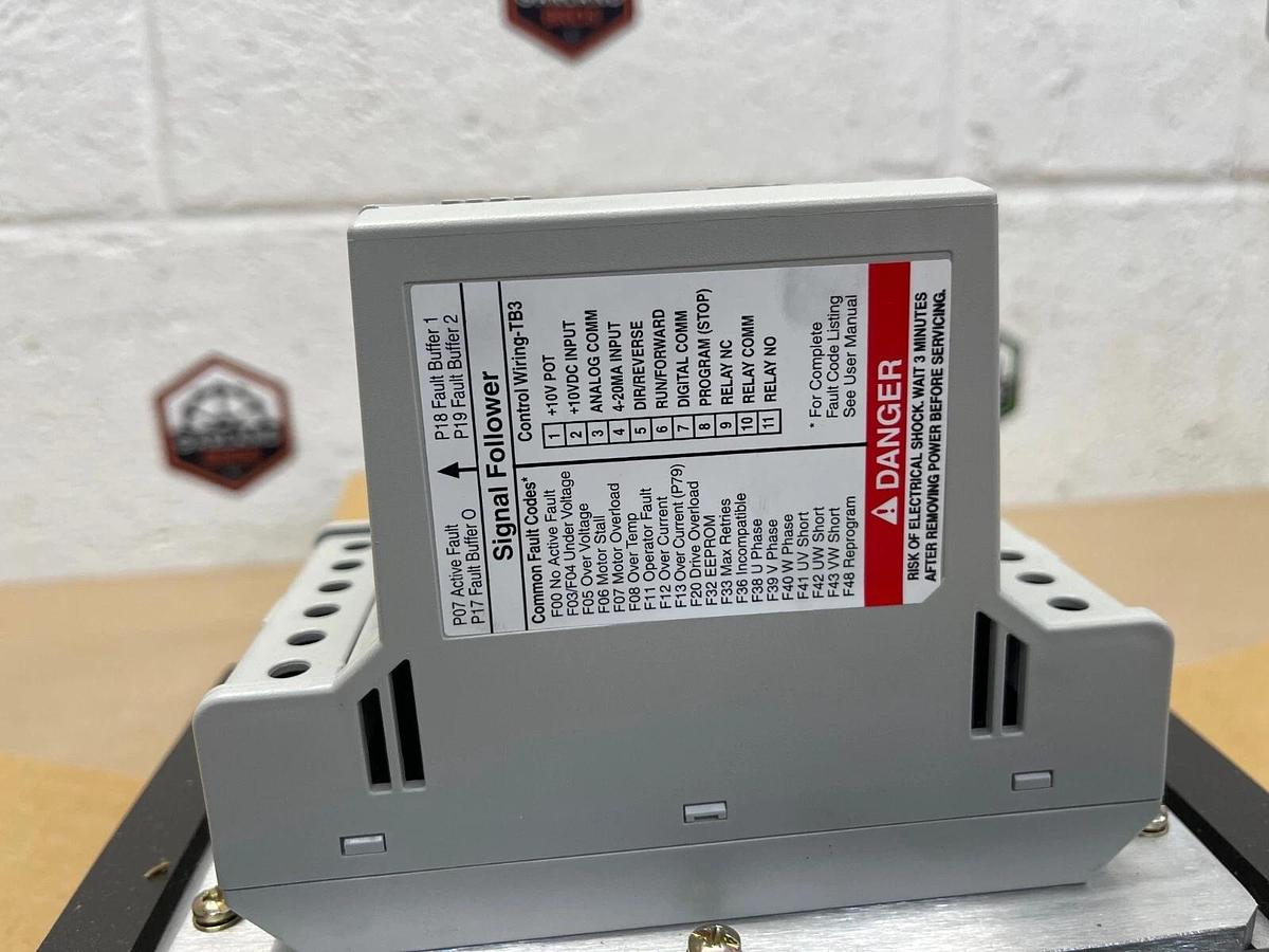 Allen-Bradley 160-BA06PSF1P1 Chassis Mount Analog Model Ser C 380-460V 6.0A