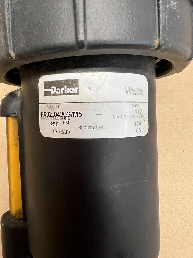 Used Parker F602-04WG/M5 250 PSI Pneumatic Filter