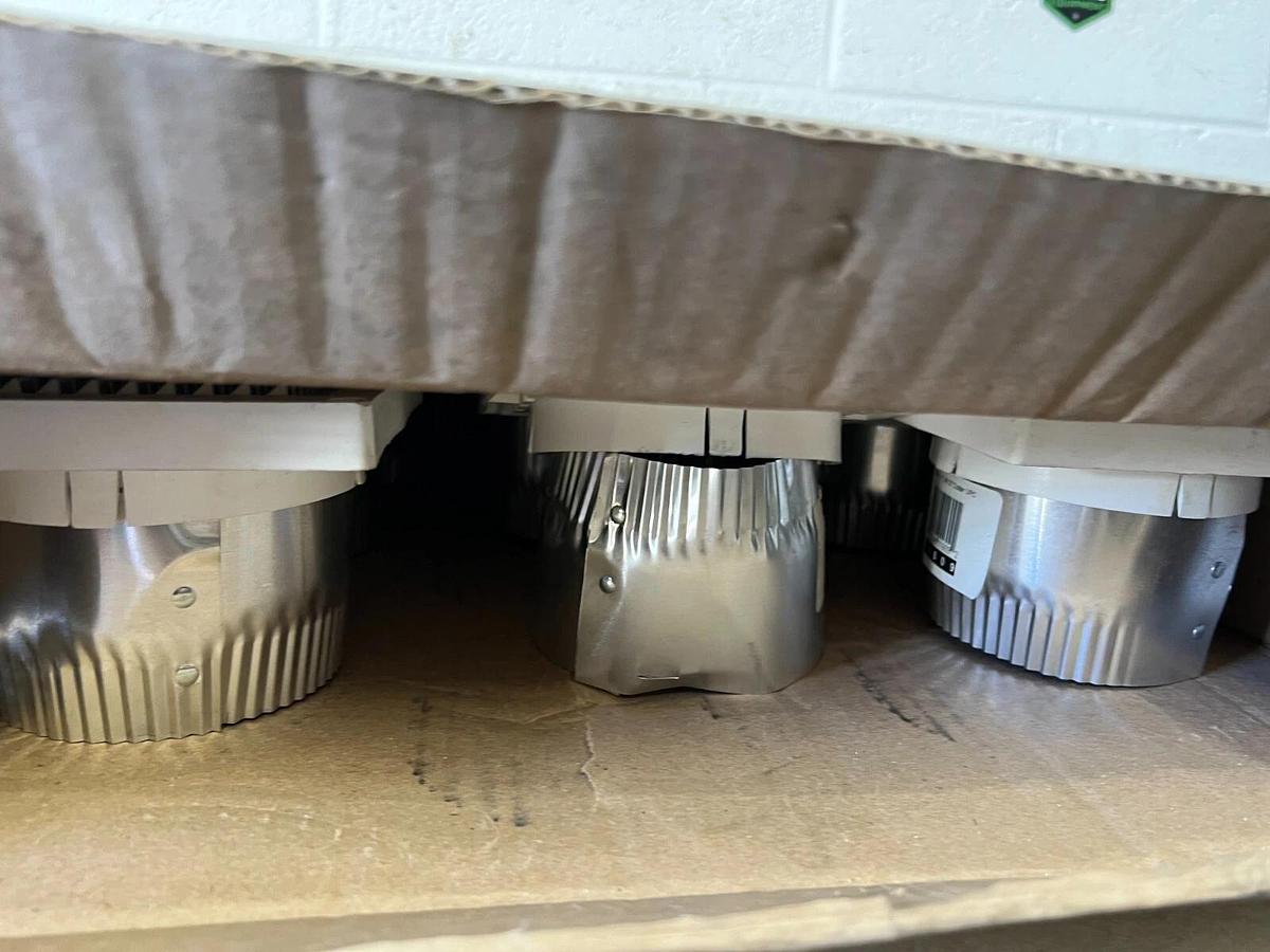 Used Builders Best 111609 Intake, 4” Wh 3” Collar (12 pcs included)