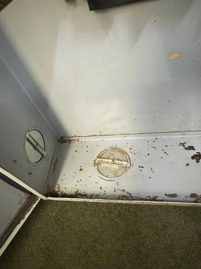 Used General Electric NP1578002D Heavy Duty Safety Switch, 600A, 600VAC, 500 Max Hp