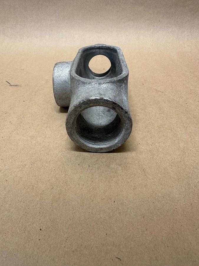 Crouse Hinds T47, 1-1/4” Conduit *NEW*