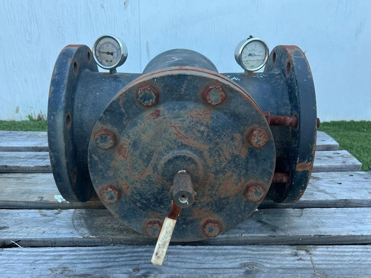Used 8" Cast Iron Simplex Basket Strainer, 125 PSI