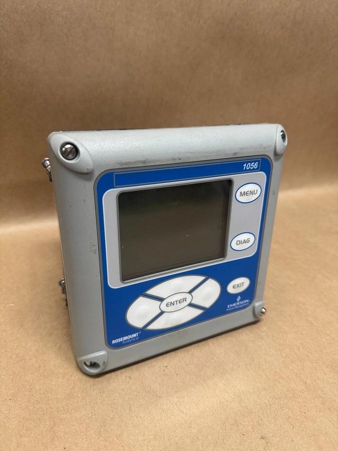 Used Emerson Rosemount 1056-01-24-38-AN-UL Instrument Transmitter