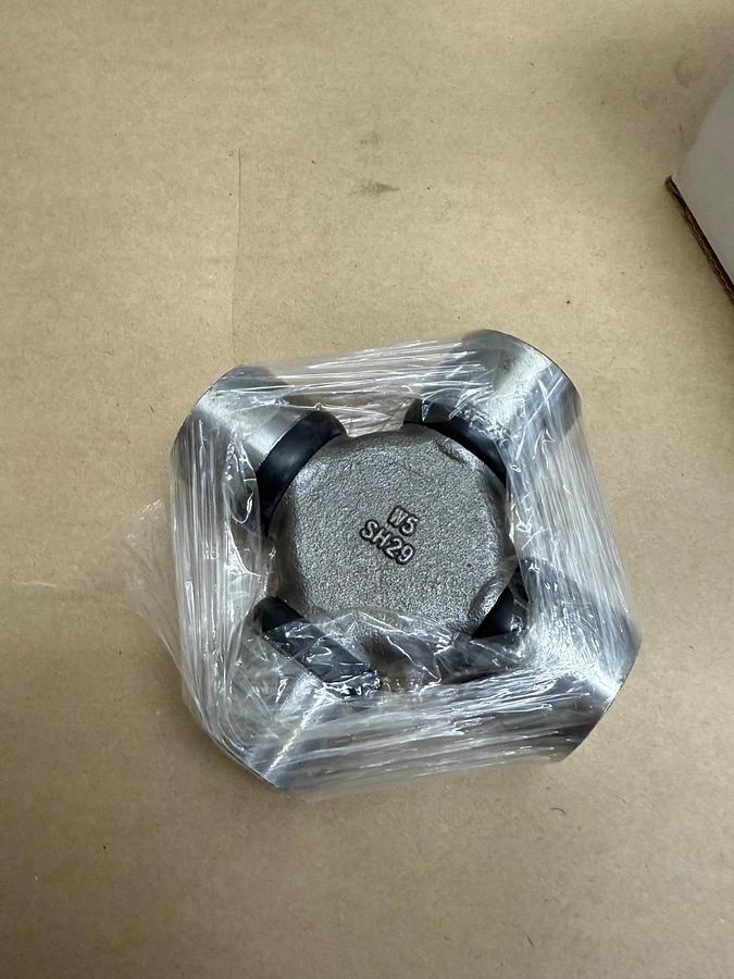 Used SPICER SPR W5 SH29 U-Joint Steering Propeller Shaft *NEW*