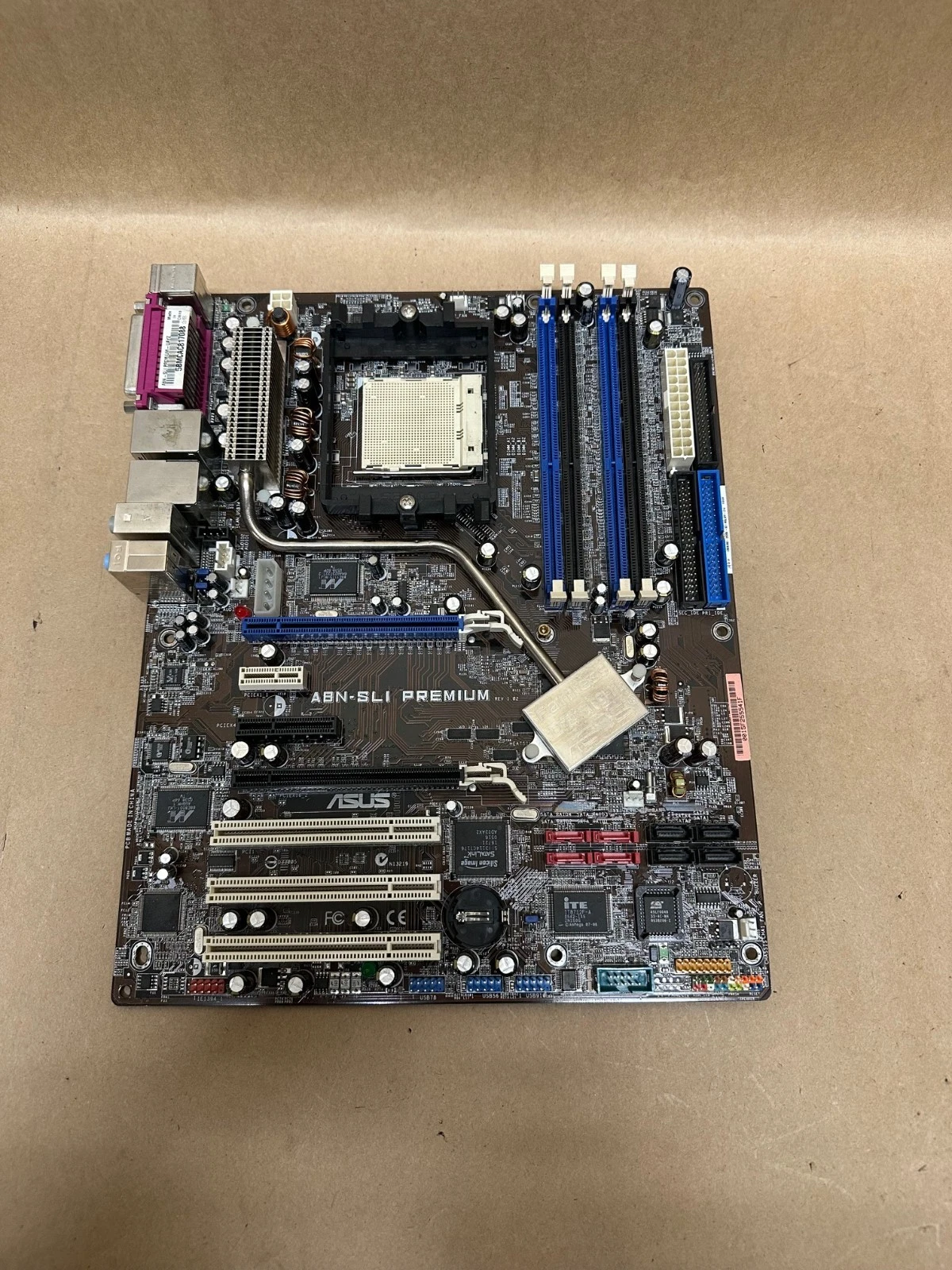 Used ASUS A8N-SLI Premium Motherboard *NEW*