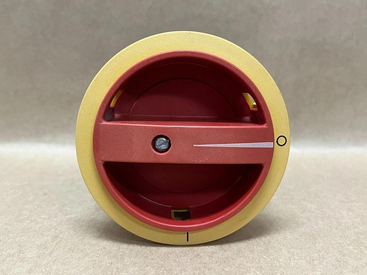 Used Siemens 3LC5 047-1TB53 Disconnect Control Switch