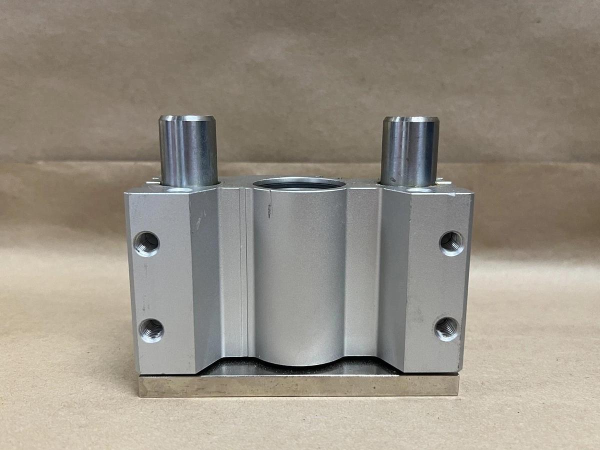 Used SMC MGQM32-25 MGQ Guided Cylinder w/ Stroke Guide